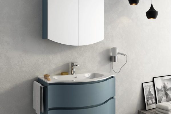 Soft 10, mobile da bagno con lavabo in ceramica e specchiera con applique  di Legnobagno